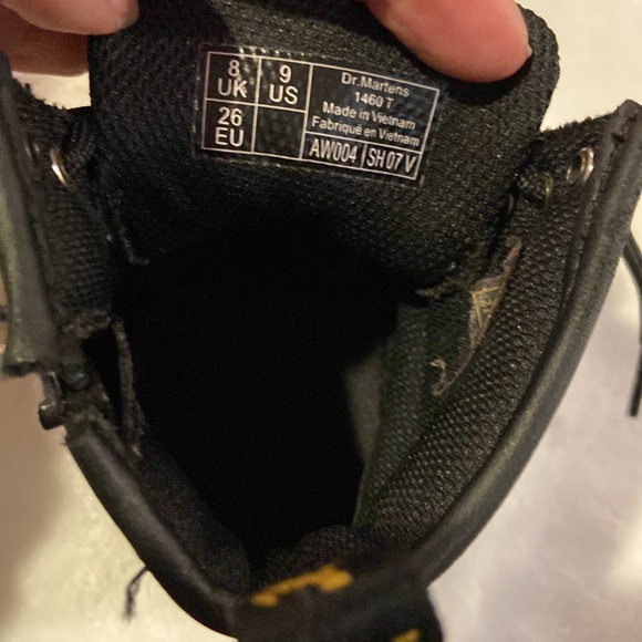 Dr Martens 1460. Pink metallic crinkle. Toddler size 9 - Picture 6 of 8